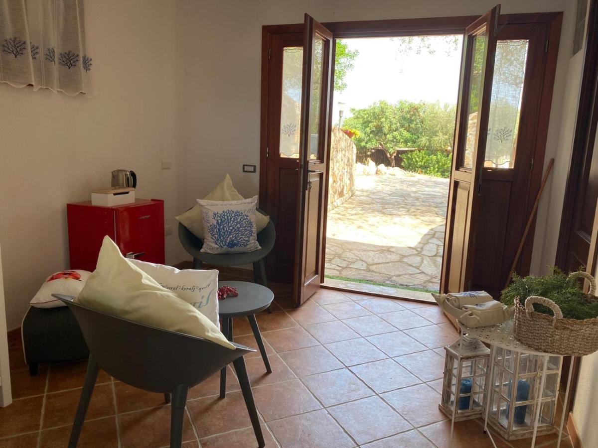Case Vacanze Villa Rosita San Teodoro  Bagian luar foto