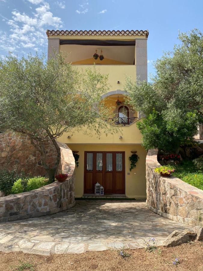 Case Vacanze Villa Rosita San Teodoro  Bagian luar foto