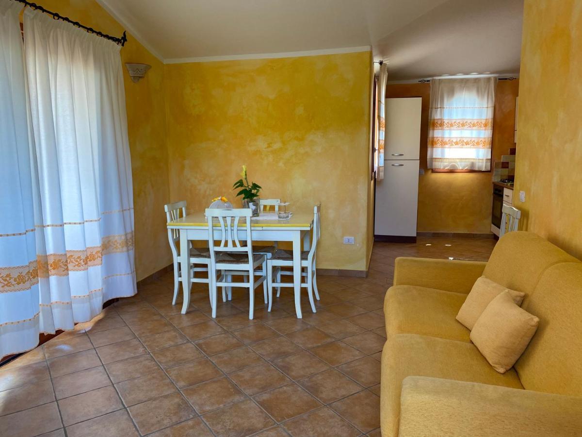 Case Vacanze Villa Rosita San Teodoro  Bagian luar foto