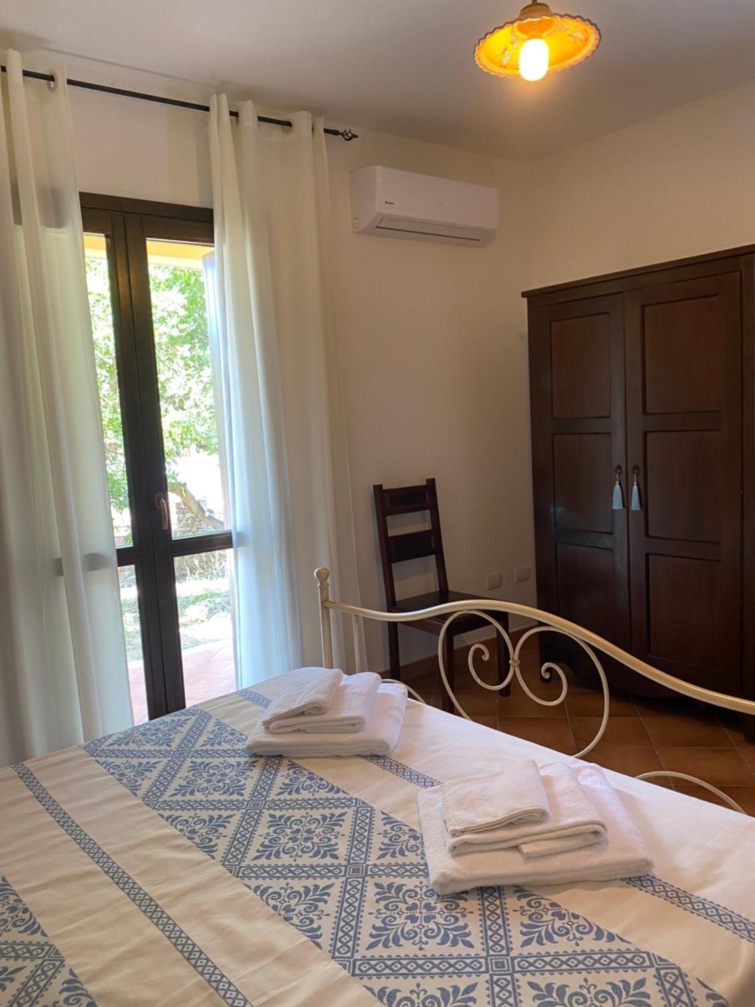 Case Vacanze Villa Rosita San Teodoro  Bagian luar foto