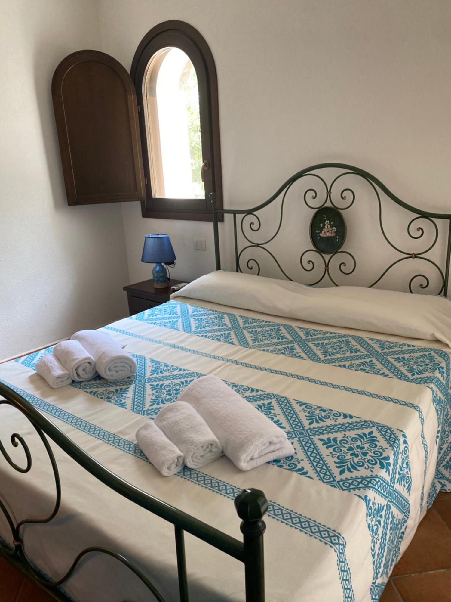 Case Vacanze Villa Rosita San Teodoro  Bagian luar foto