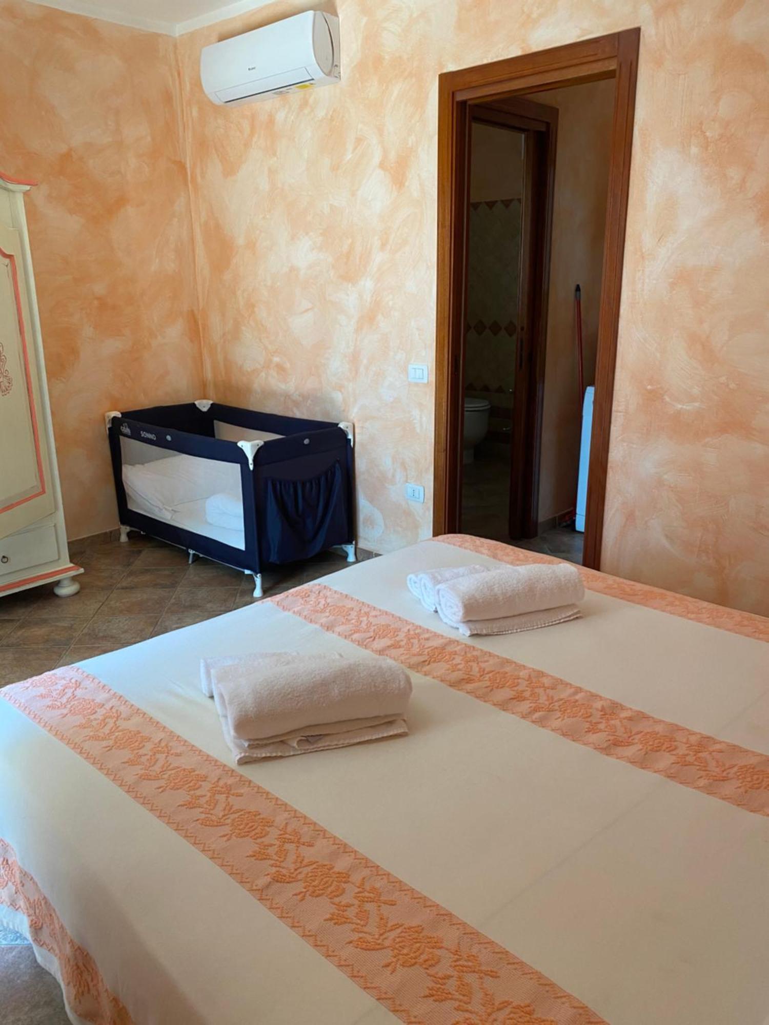 Case Vacanze Villa Rosita San Teodoro  Bagian luar foto